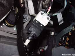 See P371E repair manual